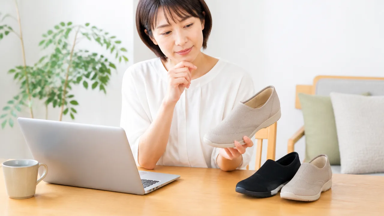 173外反母趾楽歩の口コミは？履き心地やサイズ感をやさしく紹介